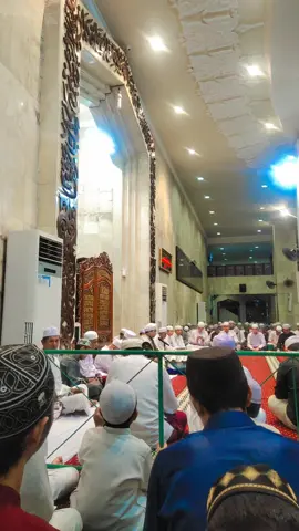 Mudahan kita semua dapat mengamalkan nya dan melaksanakan walau satu kali seumur hidup. #ulamabanjar #guruilhamhumaidi #banjarmasin 