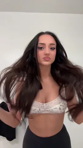 GOING ON A DATE ‼️