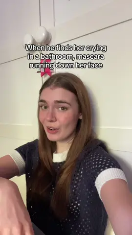 Please find me a 300 year old vampire who doesnt understand why handkerchiefs went out of fashion. Book - my roomate is a vampire #BookTok #bookish #myroomateisavampire #BookRecommendations 