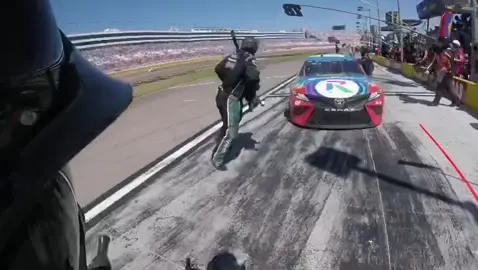 Old stop but wanted to put it in slow motion. #nascar #nascarpitcrew #nascarpitstop #capcut 