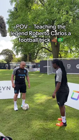 Roberto Carlos 🤙🏾🇧🇷 #robertocarlos #pourtoi #footballskills #fyp 