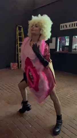 “CLASSIC” 🥰💞😝