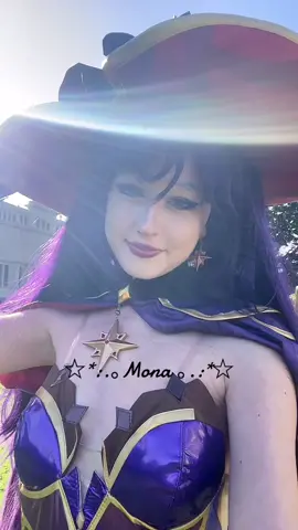 we were literally freezing our asses off but COOL PICTURES😈😈😈😈 #fyp #monamegistus #monamegistuscosplay #GenshinImpact #genshinimpactcosplay 
