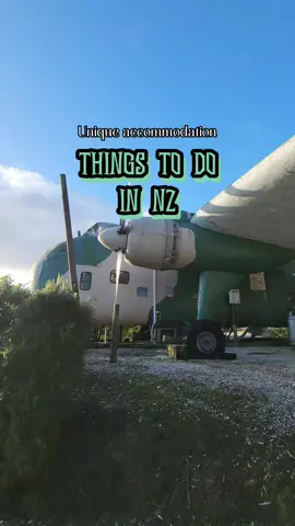 One of the coolest accommodation we have ever stayed at! A room inside of a Bristol Freighter's cockpit. Located at a cool holiday park with Hobbit Houses and rooms inside of a boat. Unfortunately such cool idea wasn't so we'll maintained, although everything was clean, the facilities seems old & mouldy. It's a cool place to stay for just 1 night for the fun idea, but wouldn't recommend more than that.  📍 Woodlyn park. 1177 Waitomo Valley Road, Waitomo Caves #planeaccommadation #thingstodoinnz #nzfood #nzfoodie #aucklandactivities #Foodie #aucklandfoodie #nzlife #nzfoodblogger  #auckland #datenightideas #datenightnz #northislandactivities #northisland #