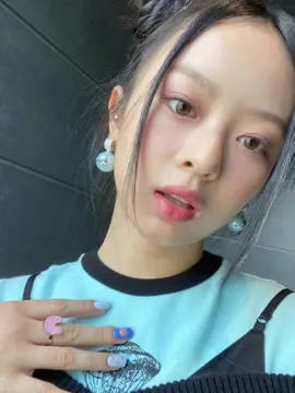 miss pham 🤎 #hanni #kpop #newjeans #fyp 