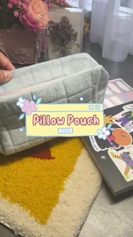 What’s in my cloud pillow pouch👀✨💄 #makeuppouch #pouchmakeup #whatsinmybag #whatsinside #fyp #xyzbca 