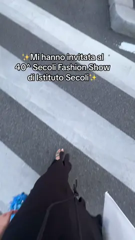 Quante volte ho detto “veramente”?! Grazie @Istituto Secoli per l’invito ✨💕#fashionshow #sfilatadimoda #fashionschool #fashioncareer #carrieranellamoda #studiaremoda #istitutosecoli 