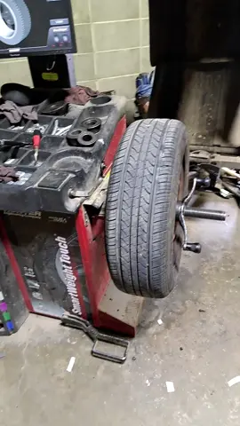 #tireshop #Mississippi #mechaniclife #bentrim #tireproblems 