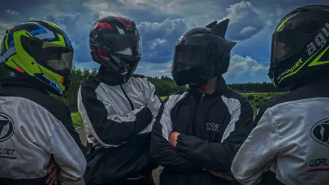 Tứ nhện😸#xuhuong2023#tuor #trending#nguoinhen #CapCut 