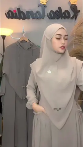 #MuslimahOutfit #BajuMuslimahMurah #OOTDCewekBerhijab #fashionwanita #bajuonlineshopmurah #OOTDMuslimahOutfit #ootdremajakekinian #ootdkekinian #ootdhijabstyle 