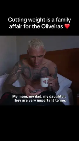 #charlesoliveira #weightcut #UFC #ufc289 #family (via @UFC)