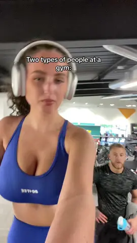 Who smiles after being on a stairmaster?? @megs_hodgson #fakebody 
