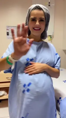 Mamãe é apaixonada demais!❤️🥰🙏🏼🙌🏻 #gravidezcomhumor  #gravidasnotiktok #minhamenina #bebê #gestante #tiktok #horadeparir #hospital 