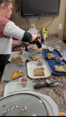 #DaycareBreakfast for 12 kids! 🍞  Some days the kids are loud 😆 Thanks for tuning into the chaos. Have a great weekend everyone!  #daycareprovider #kidsbreakfast #breakfast #homedaycare #childcare #daycare #fyp