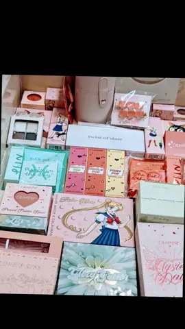 #ColourPopme I'm an addict ✌🏻🤣🤣🩷🩷🩷 @ColourPop Cosmetics  #fyp #kawaii #lifestyle #influencer #haul #colourpop #collection #fyp #fyp