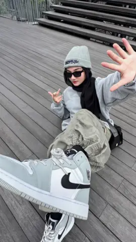 Swag girl #tiktok #tiktokshop #affiliate #ootdhijab #outfit 