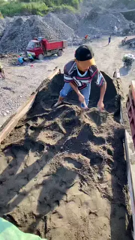 Pulok pulang maseh #fyp #fypシ゚viral #lintasmerapi #berandatiktok #berandafypシviral #foryoupage #trendingtiktok #ngori #fouryoupage_tiktok_ #pasirmerapingori #truklintasmerapi 