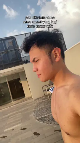 Sayang aku udah sampe yaa, aku berenang dulu