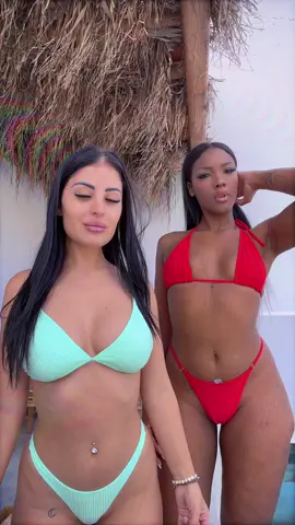 #tiktok siamo al mare basta 