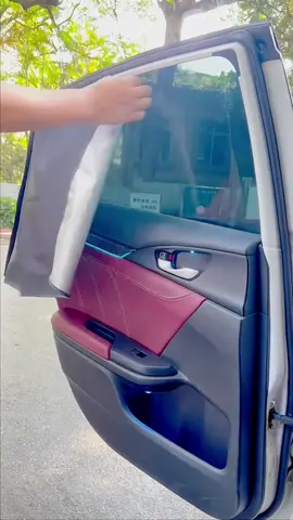 #car #automobileaccessories #cargoodthing #carsoftiktok The magnetic sunshade curtain does not affect the lifting of the window, and can not only shade the sun, but also protect privacy.