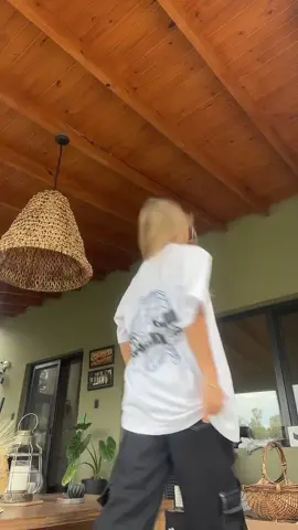 Outfit con remeron de @Maiora indumentaria bomba mal🔥 #fyp #foryou 