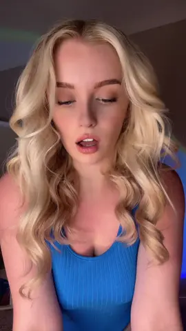 Oooh👀 #britishgirls #BlondeGirlUK #targetpractice 