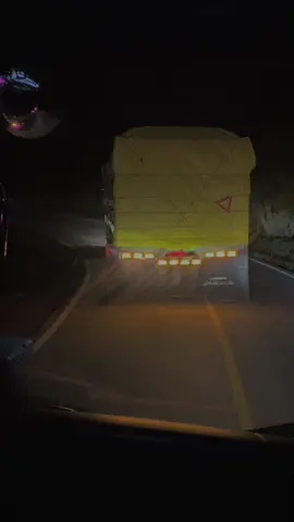 Mode Malam✨#fyp #talawe_group #truksulawesi #lintasmakassar_morowali #bugistiktoksulawesi 