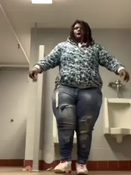 purple jeans go crazy 🙏🏽 #atlanta #lucki #blud 