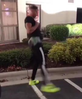 nle choppa pine grove shuffle #fyp #viral #foryoupage #nlechoppa #pinegrove #pinegroveshuffle #shuffle #dance #sturdy #funny #rapper
