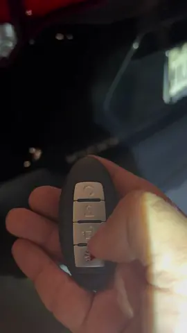 2020 Nissan kicks AKL testing if remote start button working #afglocksmith 