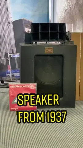 Where JBL comes from. Lansing speaker from 1937 #lansing #jbl #altec #alteclansing #westernelectric #speakers #audio #hifi #silbatone #highend #highendmunich #munichhighend #vintageaudio #music #hornspeakers 