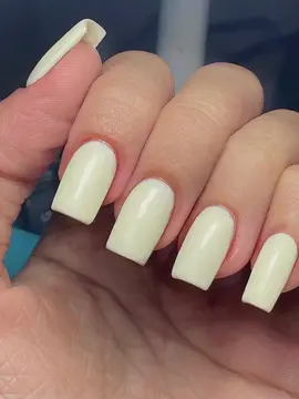 Sơn trắng sữa chua- siêu hot- #SALEE #sơngel #đonails #xuhuong 