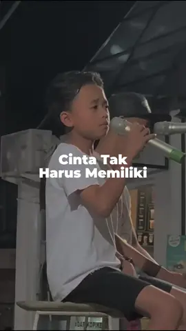 Dalem banget dek 😣 🎵 ST 12 - Cinta Tak Harus Memiliki Cover by Fahri Ahmad 🎥 YouTube/ SONFEST ID #st12 #cintatakharusmemiliki #coverlagu #coversong 