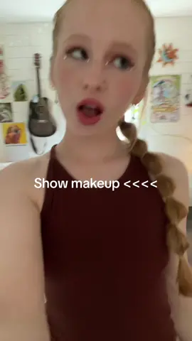 Todays show is on rope wooop woop #aerial #aerilistoftiktok #aerialarts #makeup #rope #ladygaga 