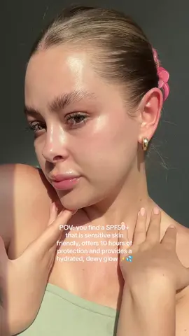 a hydrated & dewy SPF50 that is sensitive skin friendly and non-comedogenic? sign me up 🤌🏼✨ P20 Sensitive Face SP50+ that provides up to 10 hours of protection whilst also keeping the skin moisturised with the help of vitamin C & E.  SPF is a non-negotiable in my morning routines, rain or shine! Get yours today at @Boots UK ✨ #ProtectionWithoutCompromise #ad 