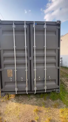 #tinyhouse #tinyhome #containerhouse #containerhome #luxury #luxurylife #luxuryhomes #luxurylifestyle #luxurytravel #luxuryrealestate #forsale #luxuryliving 