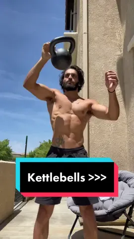 Book a free call in the link in my bio to master kettlebells and get shredded in 12 weeks 🦍 #kettlebell #kettlebellworkout #nogym #nogymnoproblem #homeworkout 