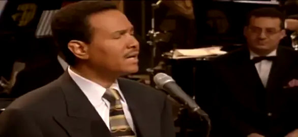 ‏ناحل العود أنا صبري معاه قد تبدّد ‏وأنا صابر سنه كل المنى يوم تنصوني ‏ ⁦‪💔