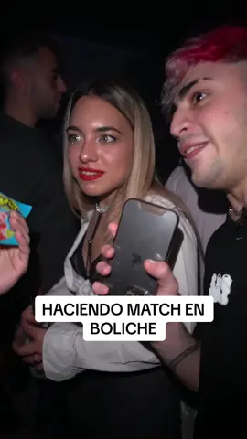 Nooo como besito para la noviaa nooo @Lucas Balbo @Peek Latam🔥 