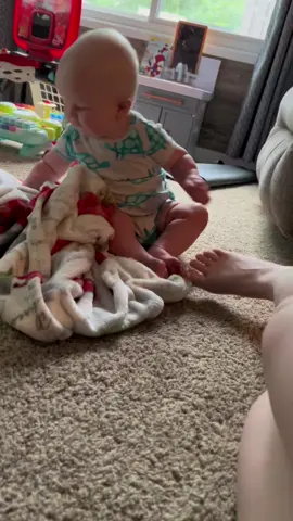 Its time to change it up. The girls can step up their game 😂#fyp #foryoupage #trending #fypシ #MomsofTikTok #babytok #babiesoftiktok #VoiceEffects #trickster #Vlog #babyvlog #sillybaby #happybaby #auntie #application #girlfriend 