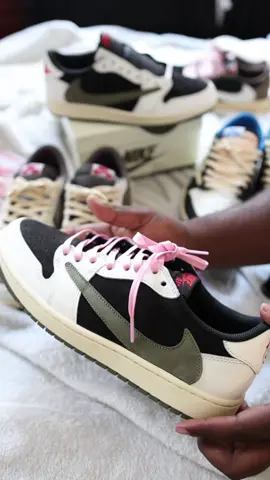 Lace Swap On My Travis Scott Lows, They didnt come with pink shoe strings but luckily i had a set from my fragment lows #sneakers #travisscottolive #fragmentlows #travisscottfragment #laceswap #sneakerheads #travisscott 