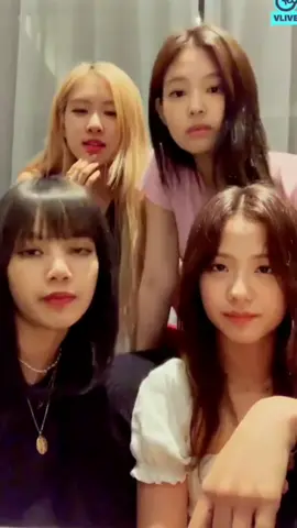 New post!, so cutee>< #blackpinkedit #blackpinktiktok #jisoo #jjrandom🎭 #jennie #lisa #rose #blink❤️‍🔥 #blackpinkofficial #fypp 