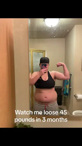 Im not even close fo where i want to be but still just want to share the beggining of my journey #GymTok #wlw #lgbt #gym #motivation #transformation #nevergiveup #youcandoit #fitnessmotivation #fitnesstiktok #fitnessjourney #fypシ 