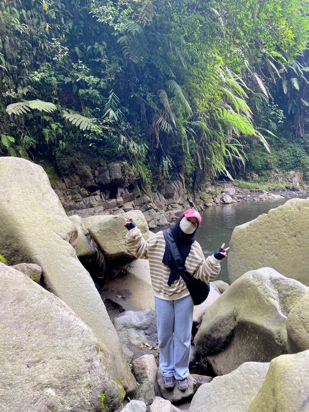 Nyeyeye healing #healingvibes #tegallakalaka #fypシ #curug 