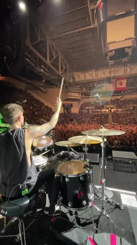 Arena drum solo🥁🔥 #drums #bateristas #inspiring #drummer #music #fyp #parati 