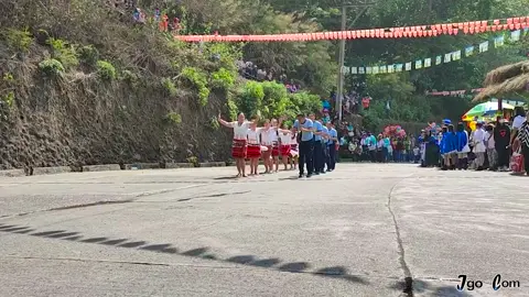 Cultural Dance with Sabangan Cops during the Grand Civic Parade of the 14th Gagayam Festival of Sabangan, Mountain Province.  ctto #gagayamfestival #Sabangan #SabanganPNP #Flexing