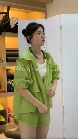 Bạn phải trở nên tốt hơn…ngày càng tốt hơn 💪🏻💪🏻💪🏻 #truyendongluc #donglucgiamcan #theducmoingay #giamcanthanhcong #gaixinhtapgym #gymgirl #dangdep 