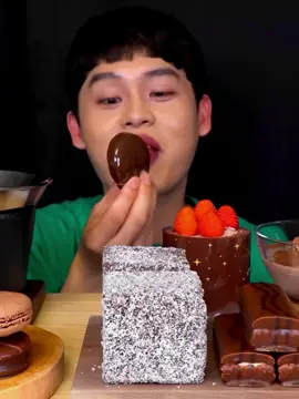 Water Drop Chocolate Choco Cake With Milk Choco Fondue Mukbang! #asmr #mukbang #bonggil #mukbangbonggil #asmrfood #bonggileating #korean #asmrtiktoks #cake #chocolate #dessert #fyp #asmrsounds #delicacies #Foodie #foodchallenge #eating #eatingshow #explore 