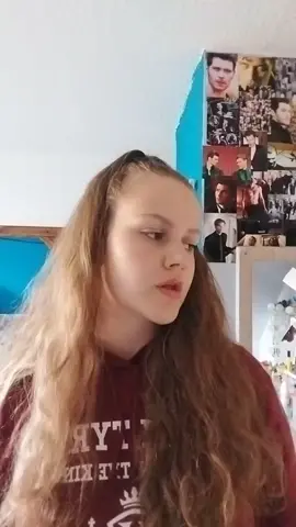 @Finja♡sagte ich guck dumm  #acting #carolineforbes #thevampirediaries 