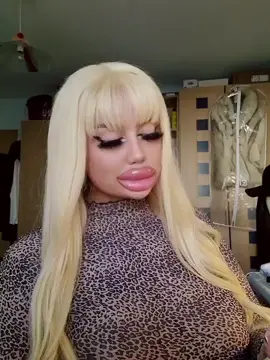 ##thicklips💋 #thicklips #thicklipscheck #biglips #filler #bimbo #bimbowife #trophywife #trophygirl #trophygirlfriend 